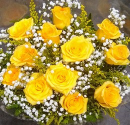 MEGA PROMOÇÃO - Bouquet 12 rosas amarelas